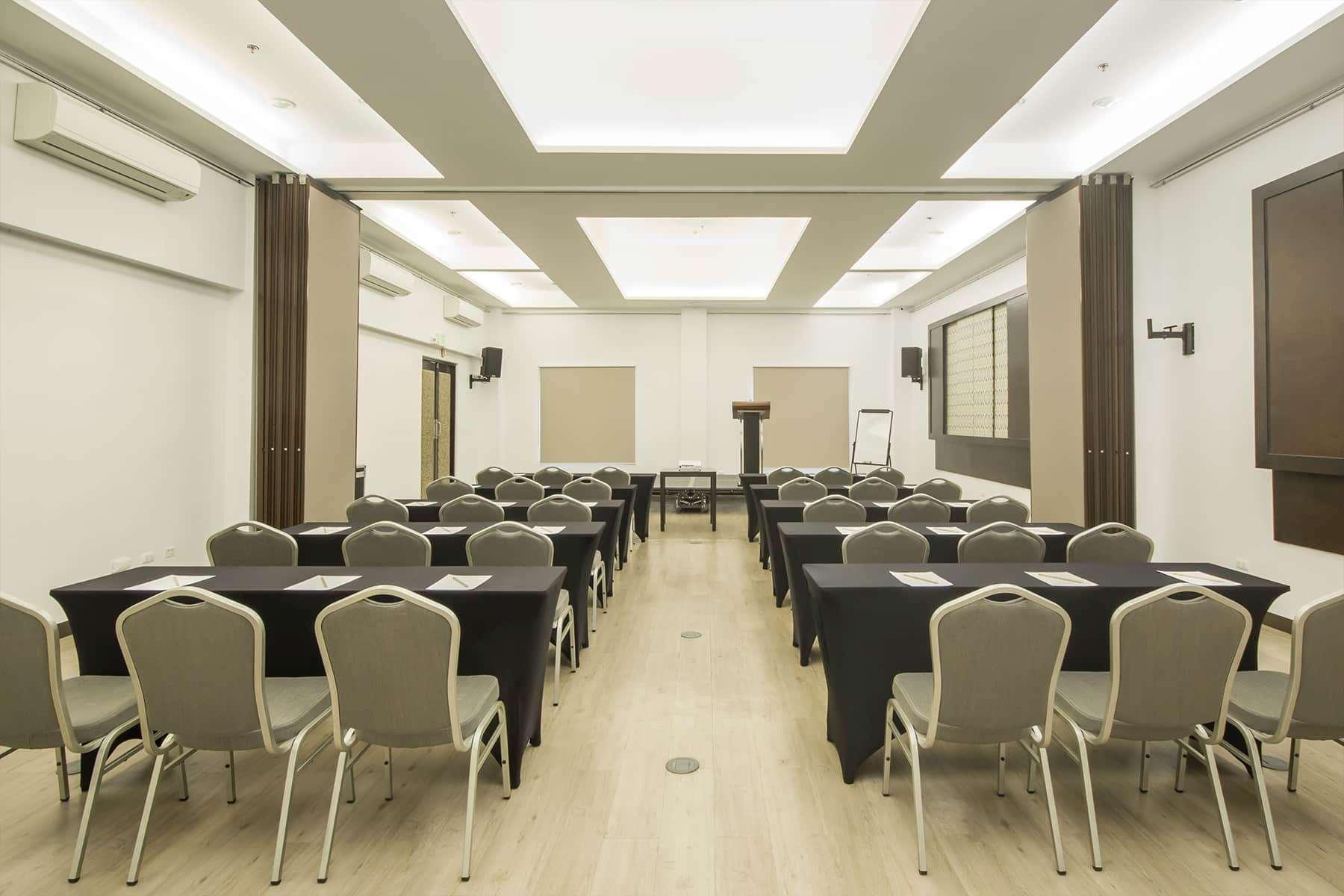 General Trias  Microtel By Wyndham Eagle Ridge מראה חיצוני תמונה