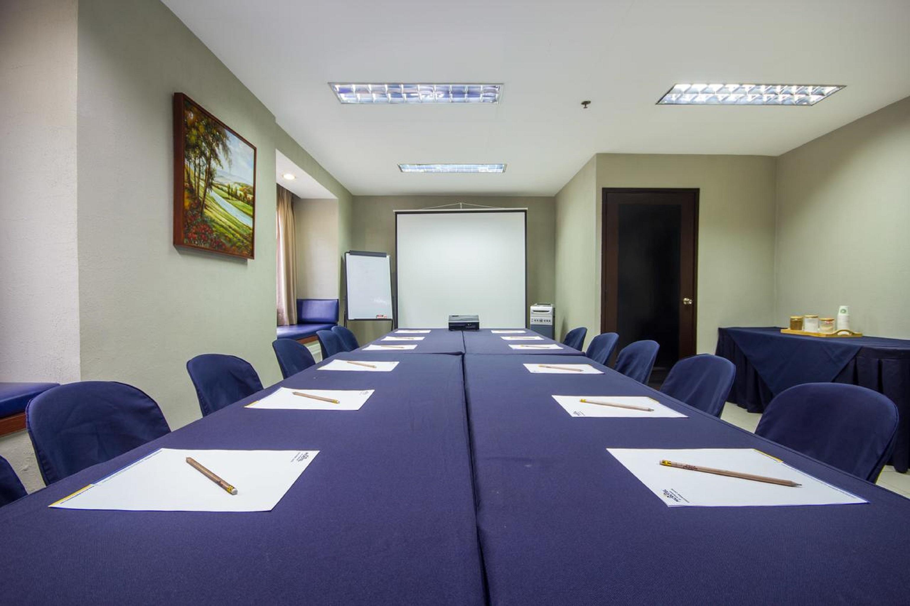 General Trias  Microtel By Wyndham Eagle Ridge מראה חיצוני תמונה