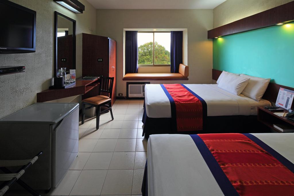 General Trias  Microtel By Wyndham Eagle Ridge מראה חיצוני תמונה