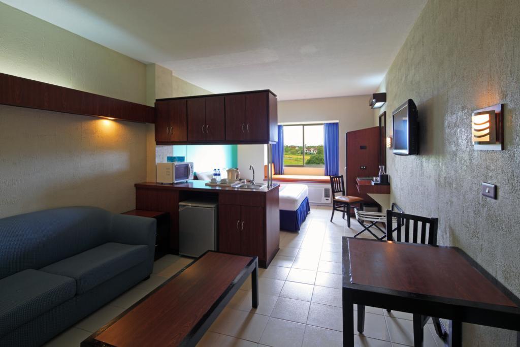 General Trias  Microtel By Wyndham Eagle Ridge מראה חיצוני תמונה